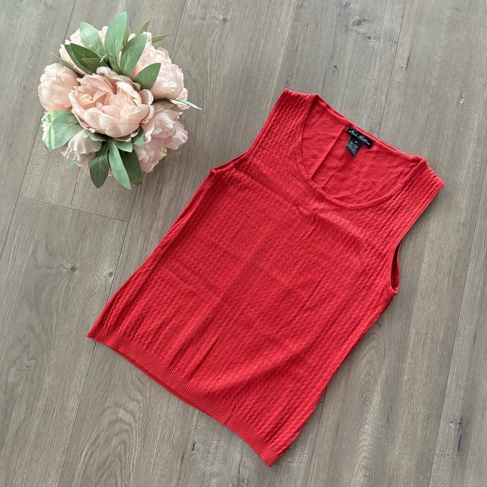 💐5 for $15💐 Vintage Linda Matthews Red Woven Knit Sleeveless Sweater Top‎